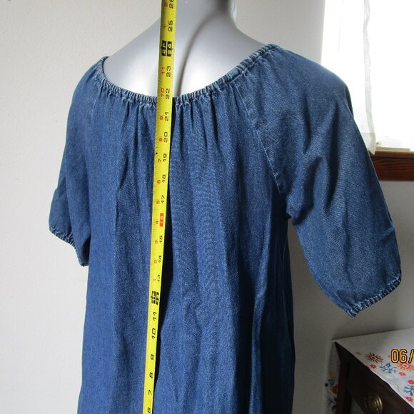 Boho scoop neck denim blouse with embroidery and drawstrings. No maker Size M - Picture 4 of 10